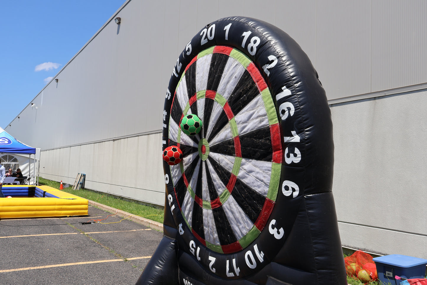 Footdart Inflatable game